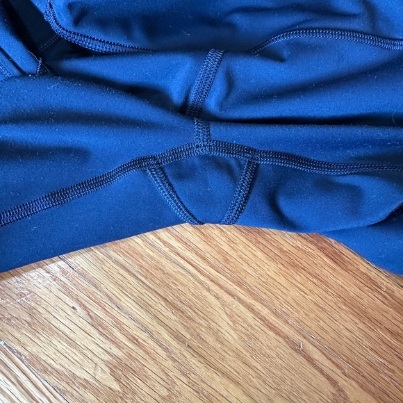 Lululemon Fast & Free Tight *Tall Non-Reflective 31"
True Navy size 4 VGUC - Picture 12 of 12